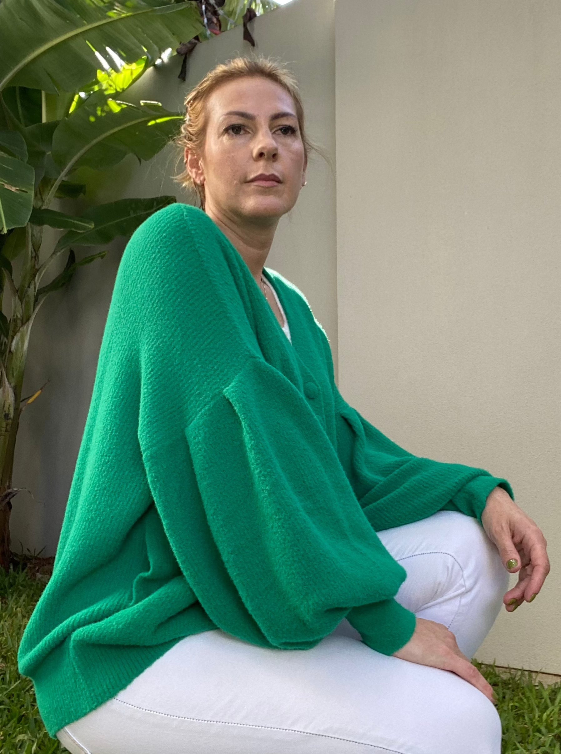 CASACO BIAMAR OVERSIZED EM FIO PLUMA
