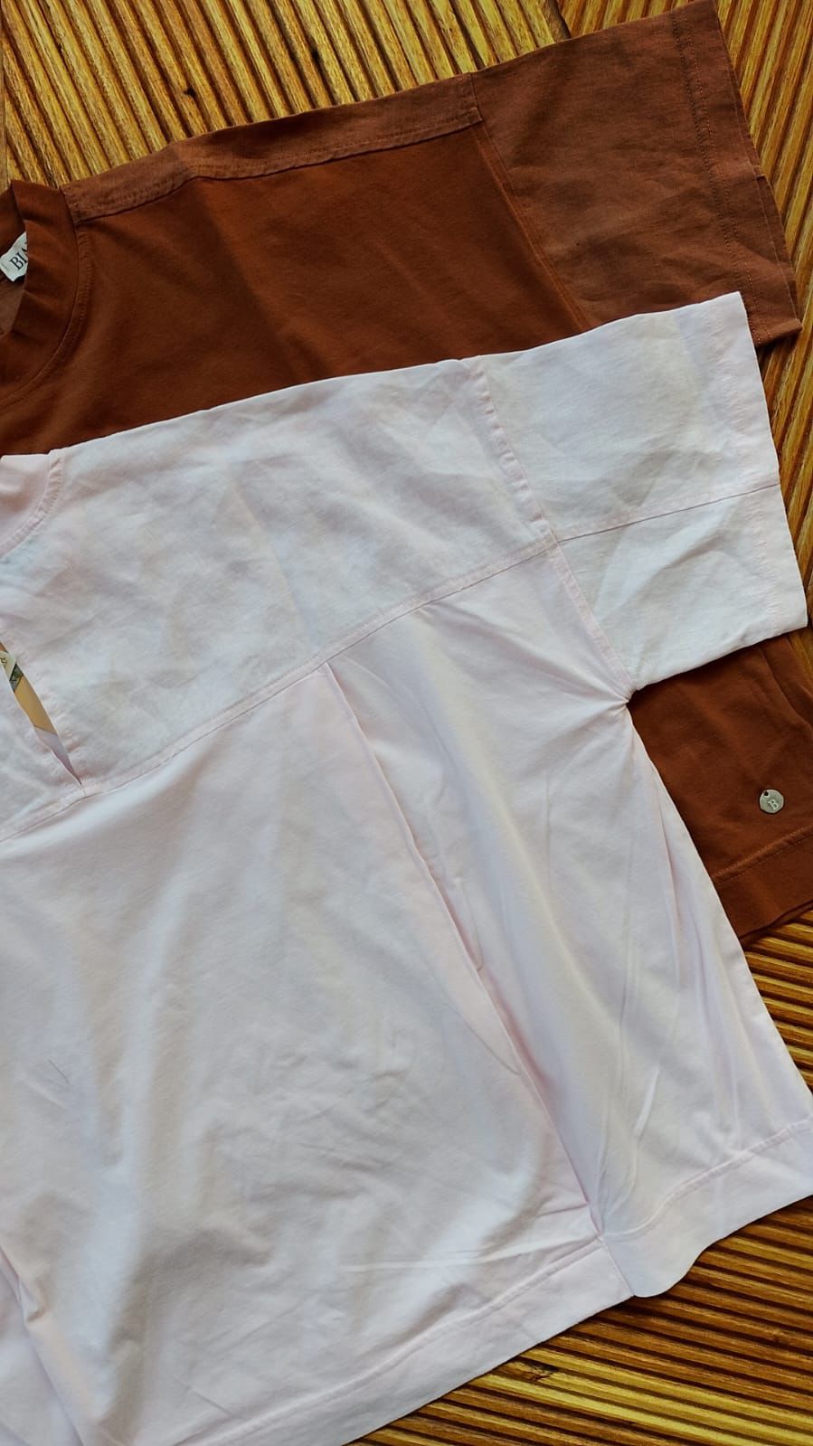 Blusa Biamar em algodão com recorte em linho 12421