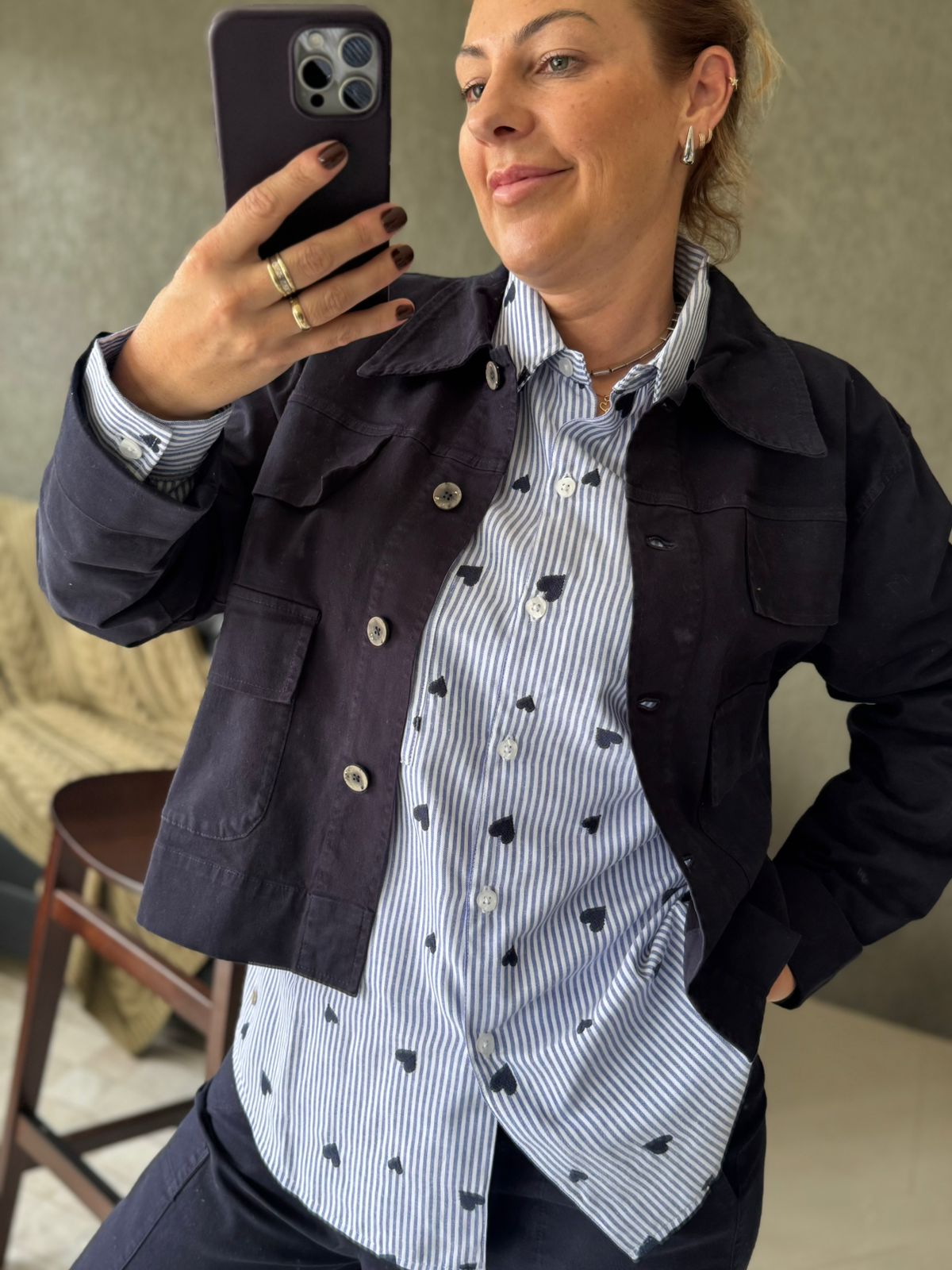 CAMISA EM ALGODÃO BORDADO MINI CORAÇÃO BIAMAR