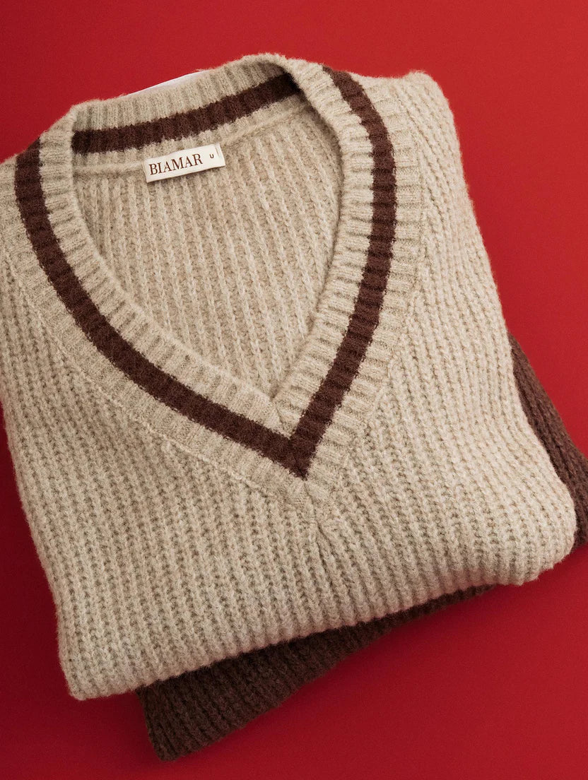 Blusa alongada canelada com decote em V Biamar 12524