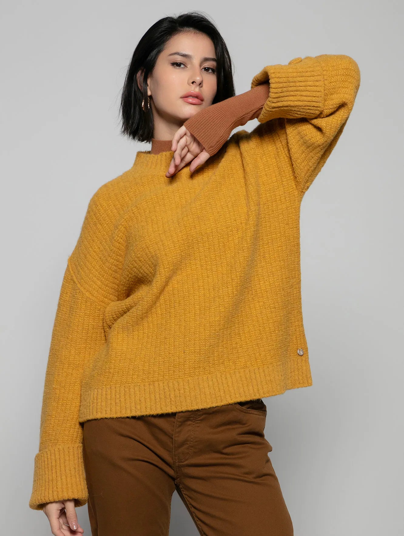 BLUSA BIAMAR OVERSIZED COM PUNHOS DOBRADOS