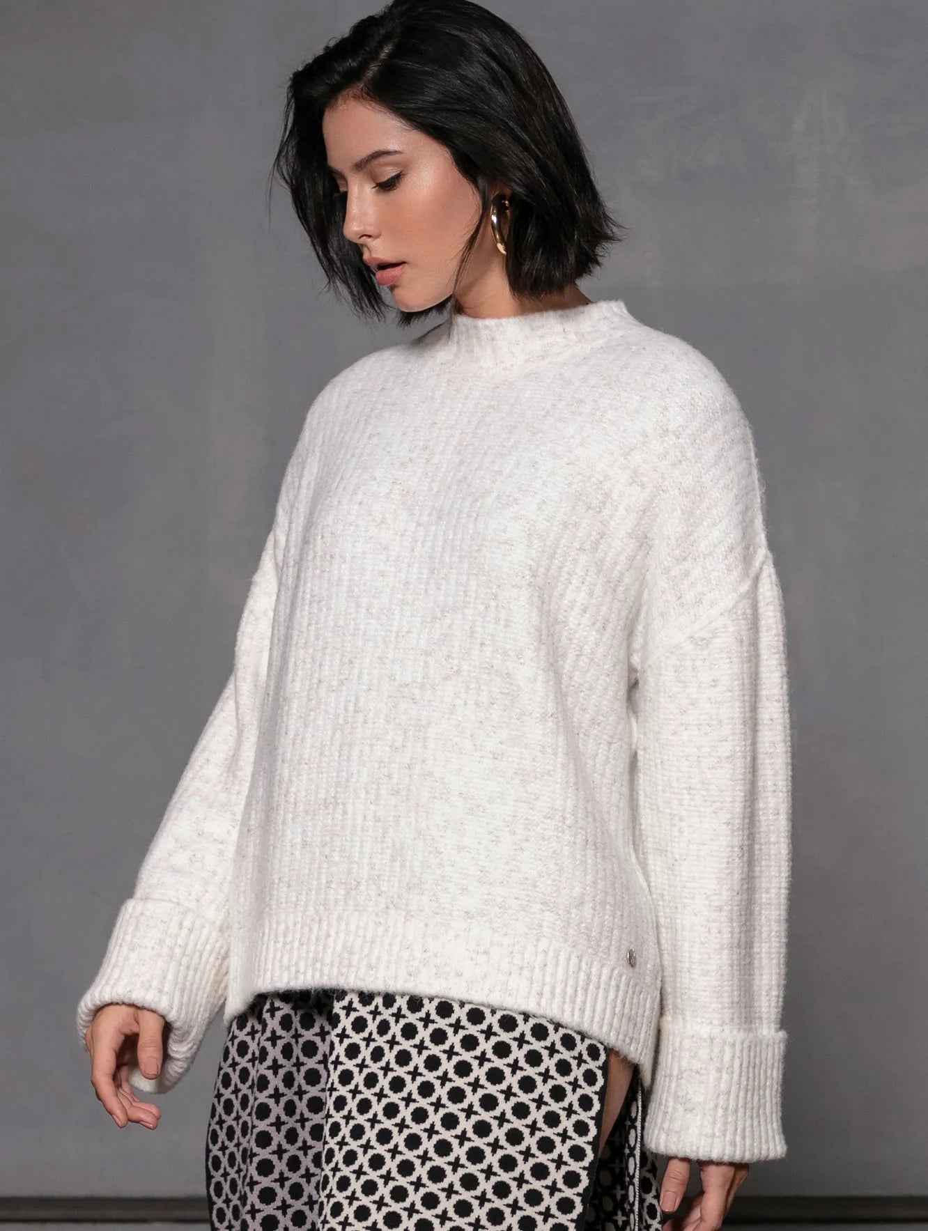 BLUSA BIAMAR OVERSIZED COM PUNHOS DOBRADOS