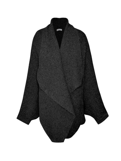 CAPA COM LAPELA ALONGADA E SEM FECHAMENTO BIAMAR