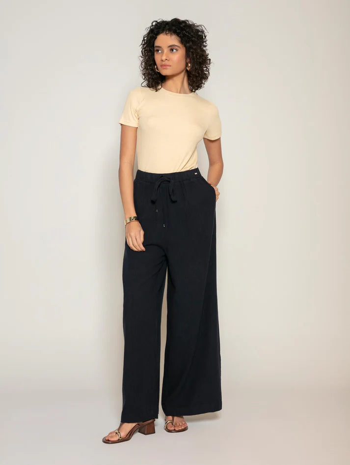 BLUSA CANELADA COM DECOTE REDONDO E MANGAS CURTAS BIAMAR 12070