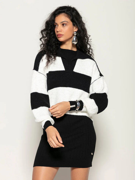 Blusa com padronagem em listras e gola polo Biamar 12394