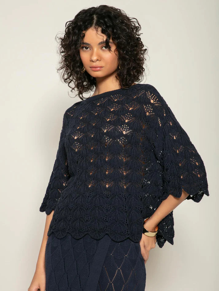 BLUSA EM ALGODÃO COM TRAMA VAZADA E DECOTE CANOA BIAMAR 11972