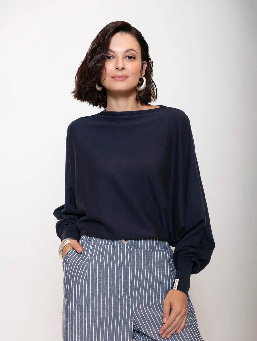 BLUSA EM ALGODÃO COM DETALHE EM TRANÇAS E GOLA CANOA BIAMAR 11975