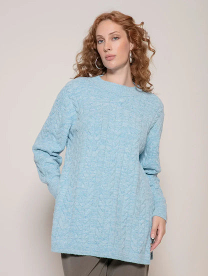 Blusa Biamar em Fio Pluma - alongada com fenda nas laterais.