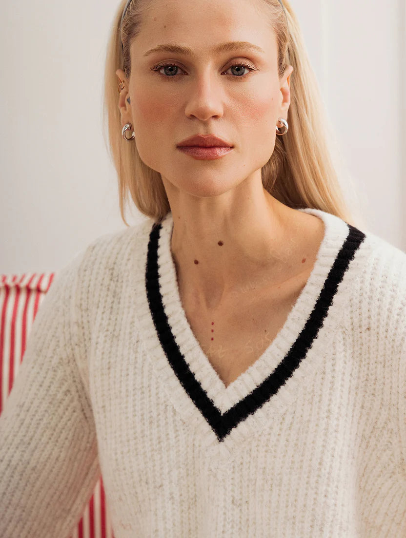 Blusa alongada canelada com decote em V Biamar 12524