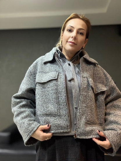 Jaqueta com detalhes em bolsos Biamar 51041