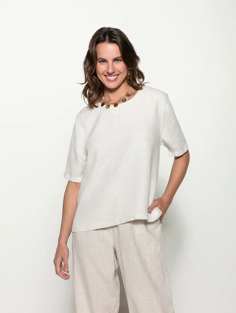 BLUSA DE GOLA REDONDA COM FENDAS E MANGAS CURTA BIAMAR