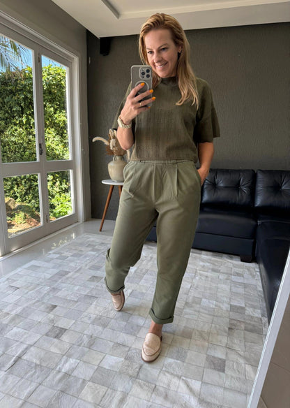 Calça em algodão modelo alfaiataria Biamar