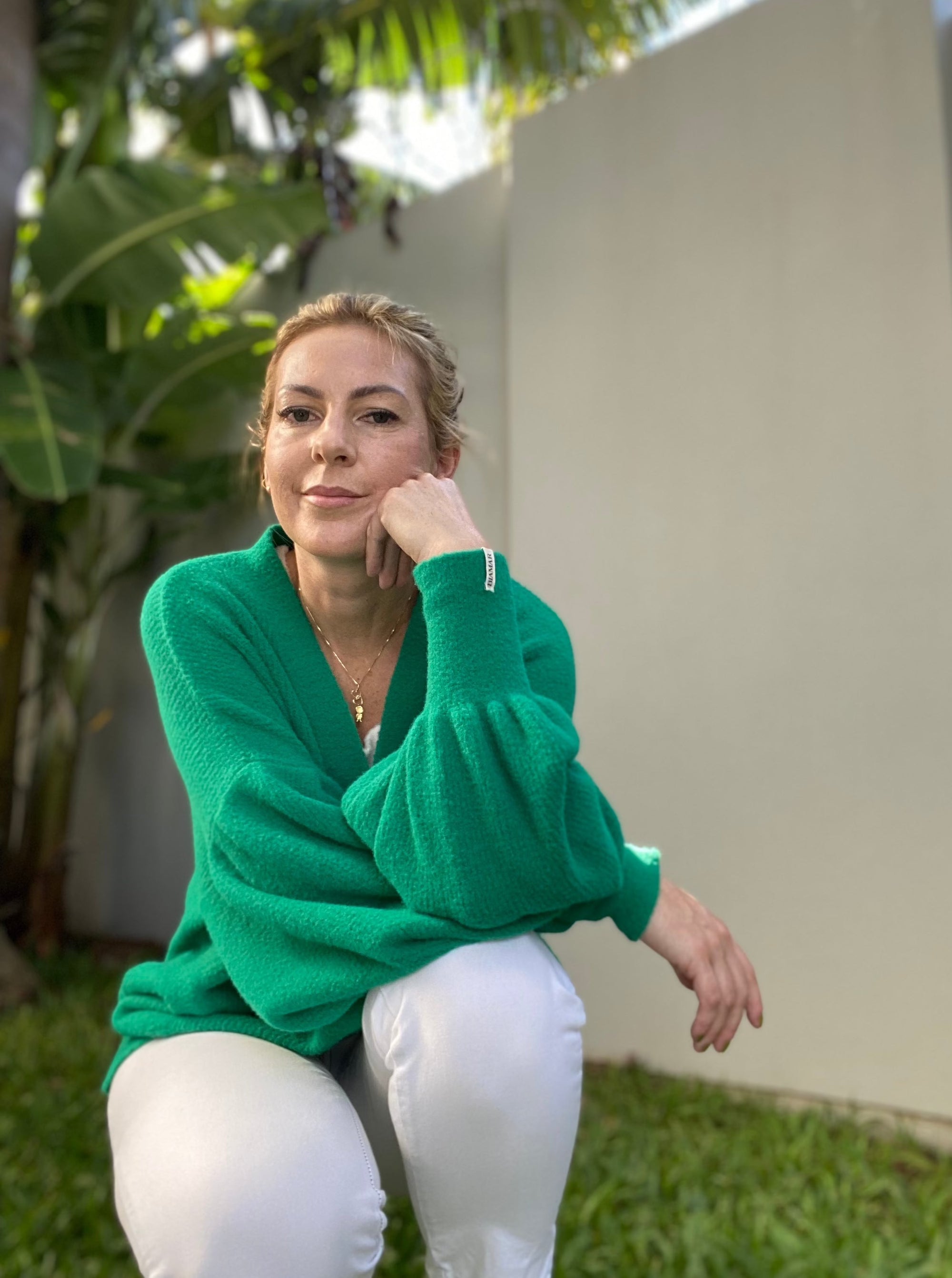 CASACO BIAMAR OVERSIZED EM FIO PLUMA