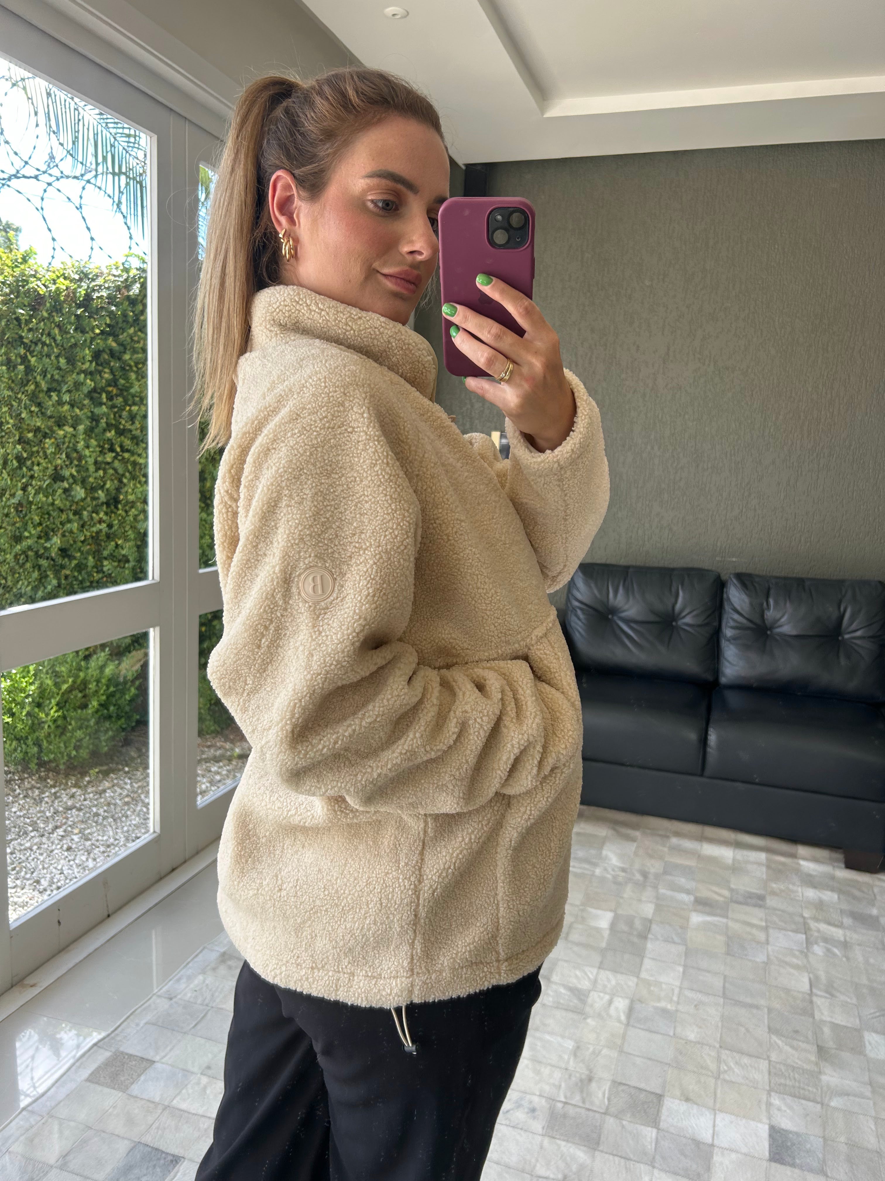 Blusa Canguru em pele fake Biamar