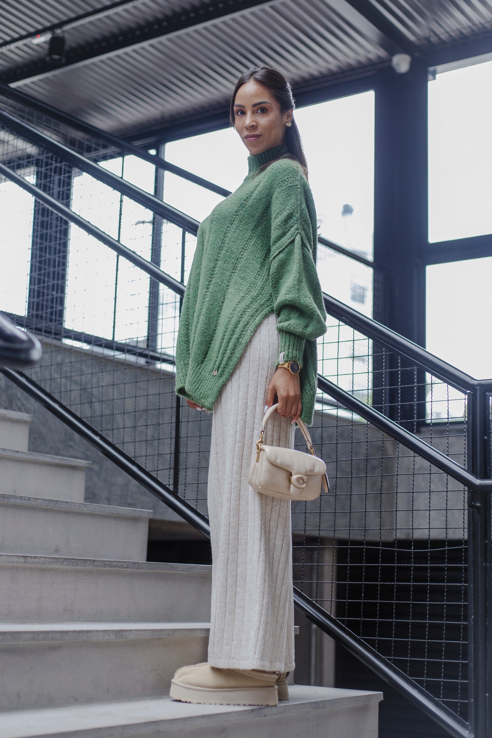 BLUSA BIAMAR OVERSIZED COM MANGAS CAVA QUADRADA