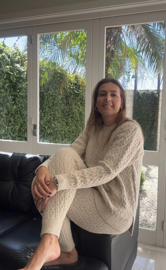 BLUSA ALONGADA OVERSIZED COM GOLA REDONDA E PONTO EM TRANÇA BIAMAR