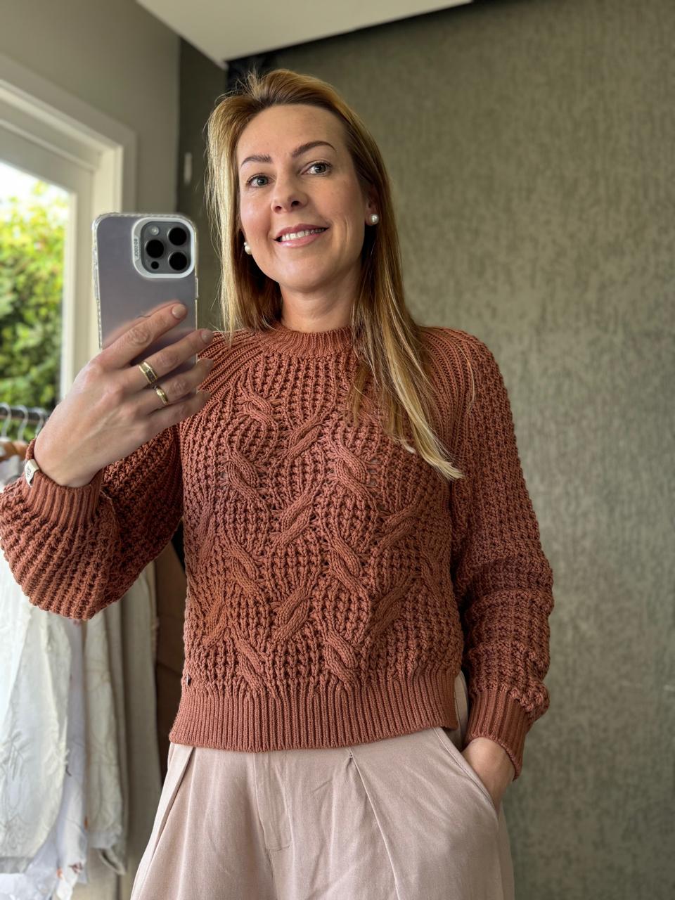 BLUSA DE ALGODÃO COM TECIMENTO DE FOLHAS E MANGAS DE CAVA RAGLAN BIAMAR 11928