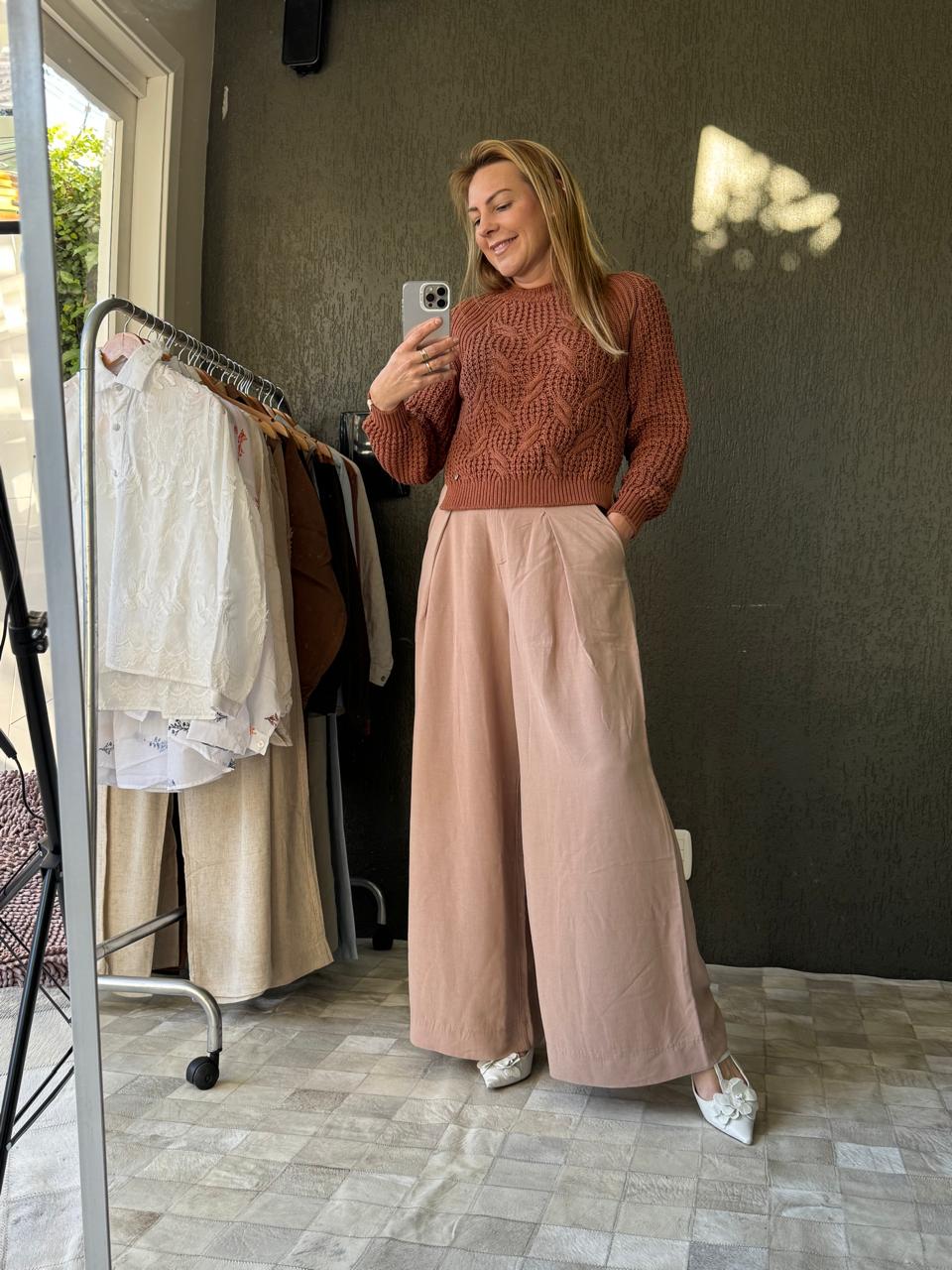 BLUSA DE ALGODÃO COM TECIMENTO DE FOLHAS E MANGAS DE CAVA RAGLAN BIAMAR 11928