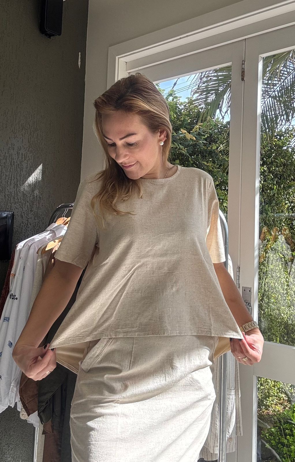 BLUSA MULLET MANGA CURTA COM DETALHE DE TECIDO E BOTÕES BIAMAR 12202