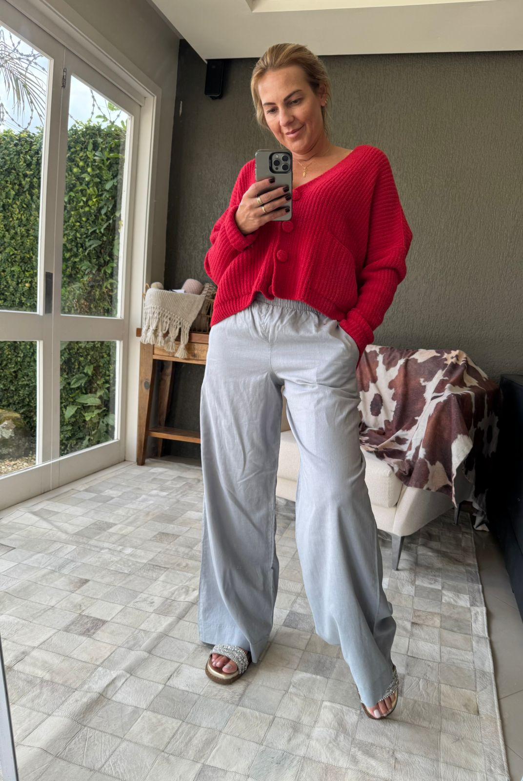 CASACO FIO PLUMA COM BOTÕES REVESTIDOS E BOLSOS FRONTAL