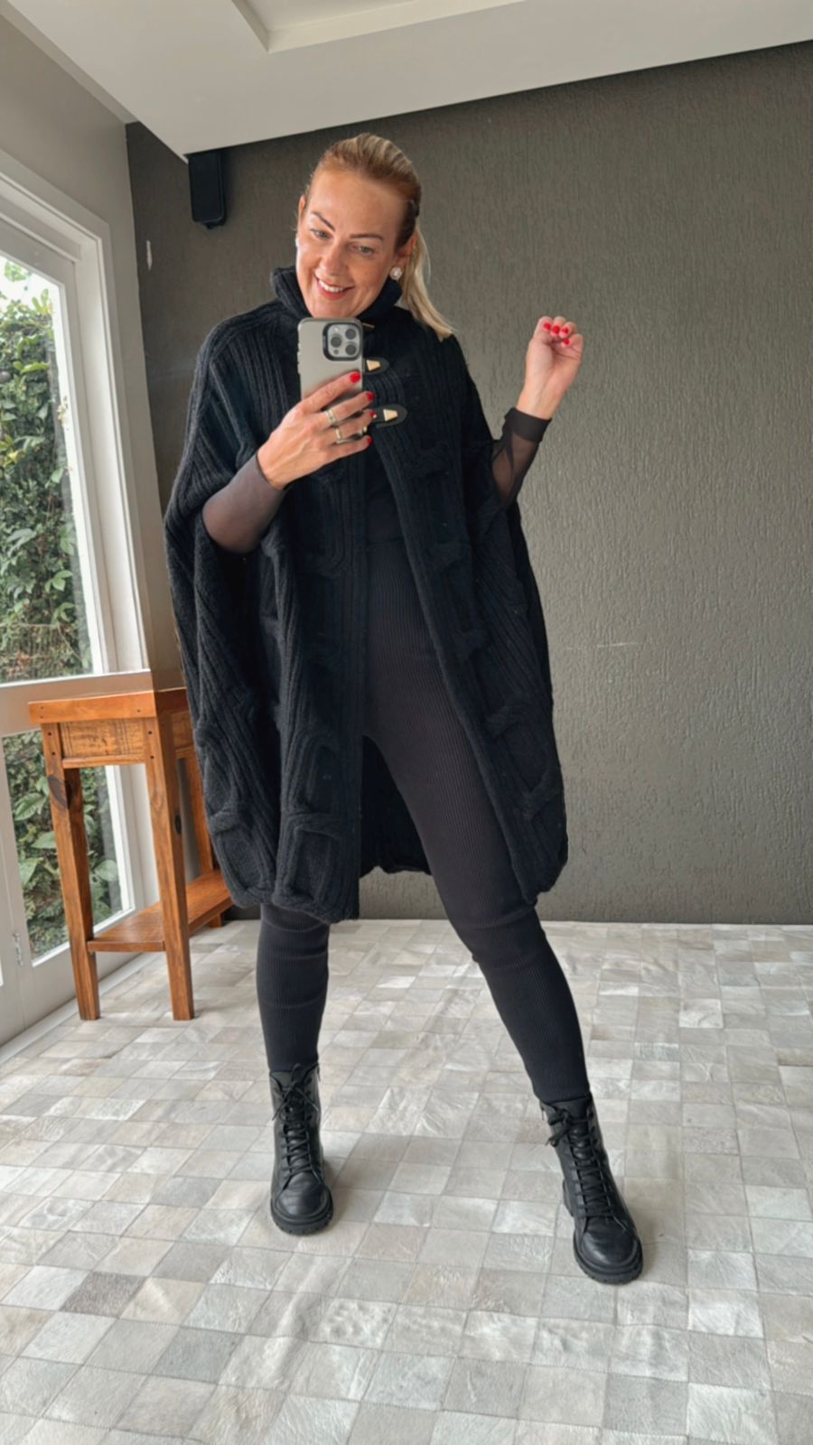 CAPA TRICÔ CORRENTE LONGA COM FECHAMENTO EM GANCHOS