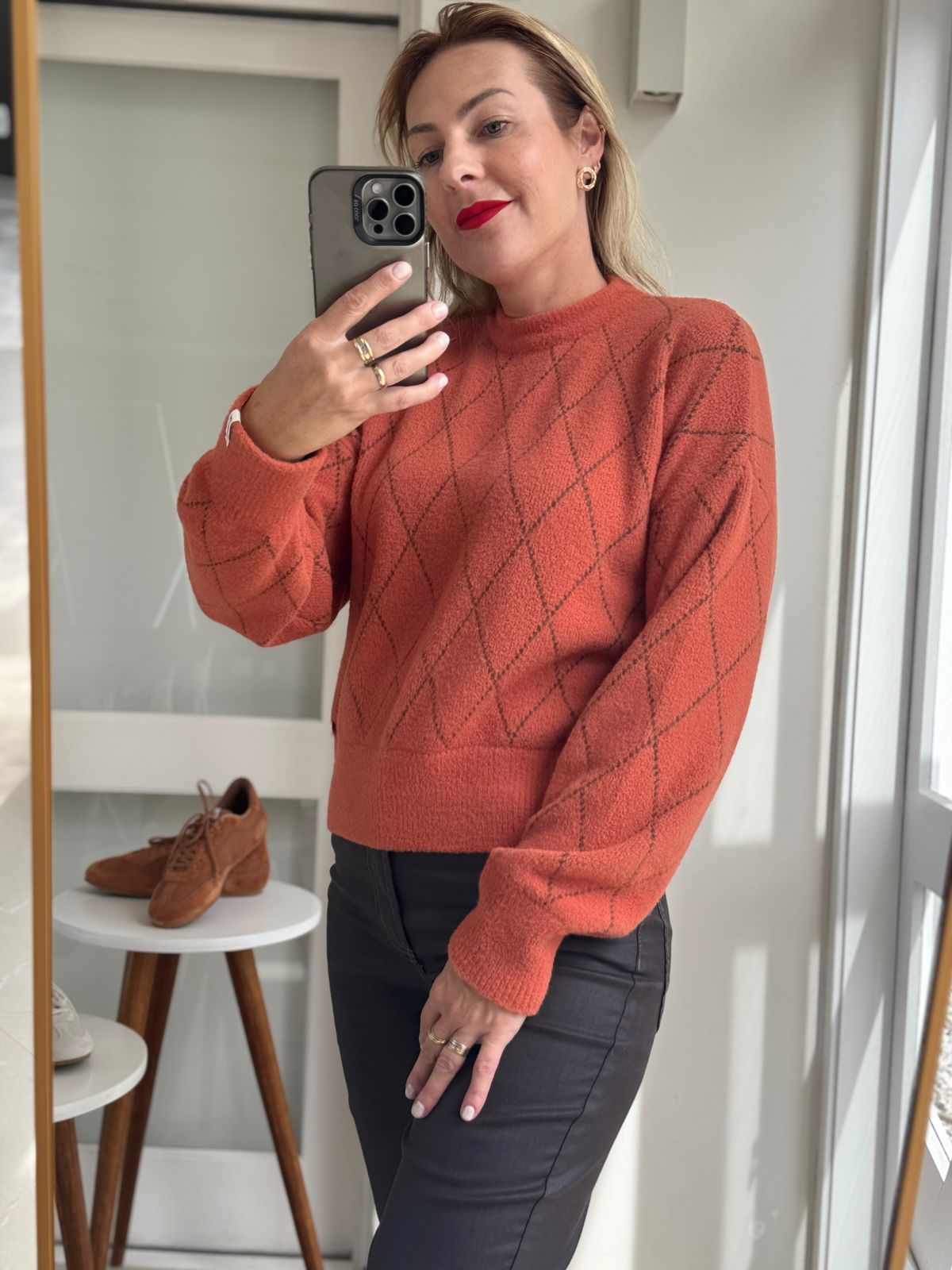 Blusa Biamar fio pluma padronagem losango 12352