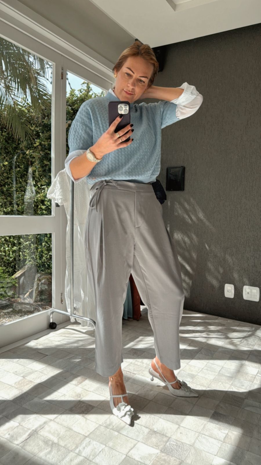CALÇA COM PREGAS, BOLSOS FACA E CINTO BIAMAR 12043