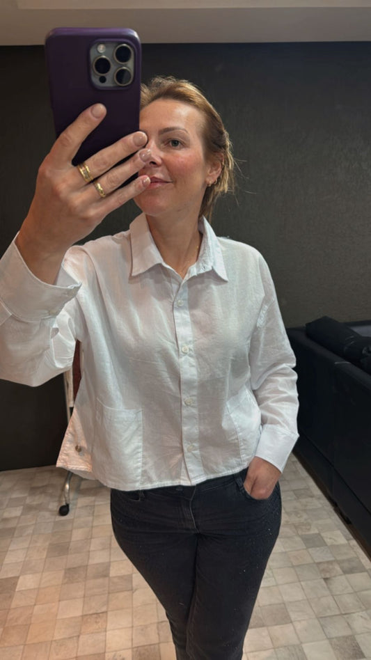 CAMISA MULLET EM ALGODÃO COM BOTÕES E MANGAS DE CAVA POSTA BIAMAR 12007
