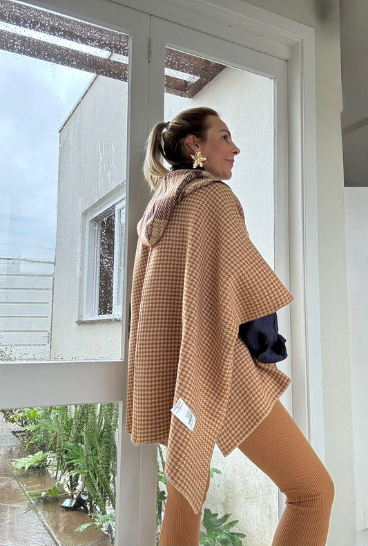 Capa reversível com padronagem xadrez e pied de poule Biamar 11996