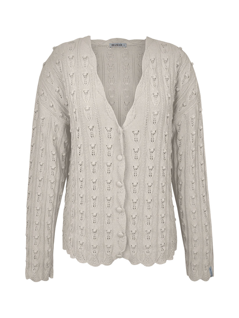 CASACO EM PONTOS VAZADOS COM BOTÕES E ACABAMENTO ONDULADO BIAMAR 11955