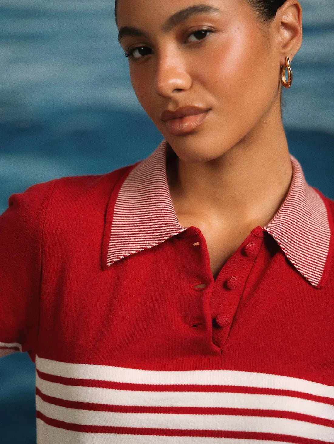 BLUSA MANGA CURTA DE GOLA POLO COM PADRONAGEM EM LISTRAS BIAMAR 11985