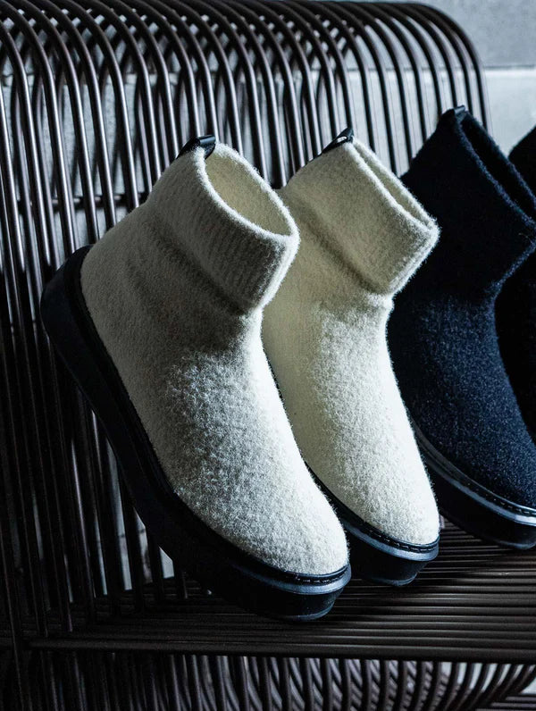 BOTA ASPEN EM MALHA DE CANO E SOLADO BAIXO BIAMAR