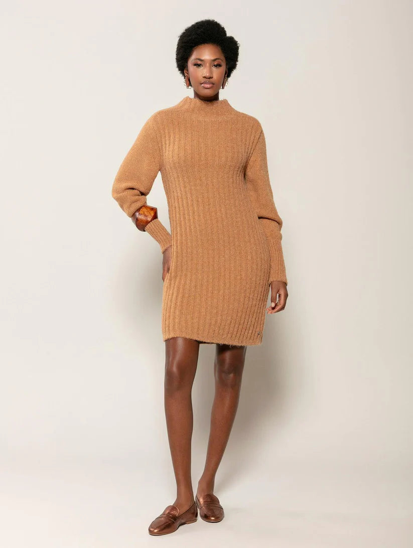 VESTIDO CANELADO COM MANGAS BUFANTES DE CAVA CELA BIAMAR