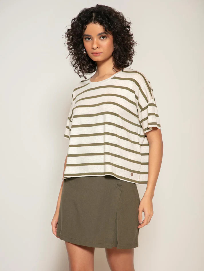 BLUSA QUADRADA MANGA CURTA COM PADRONAGEM EM LISTRAS BIAMAR 12078