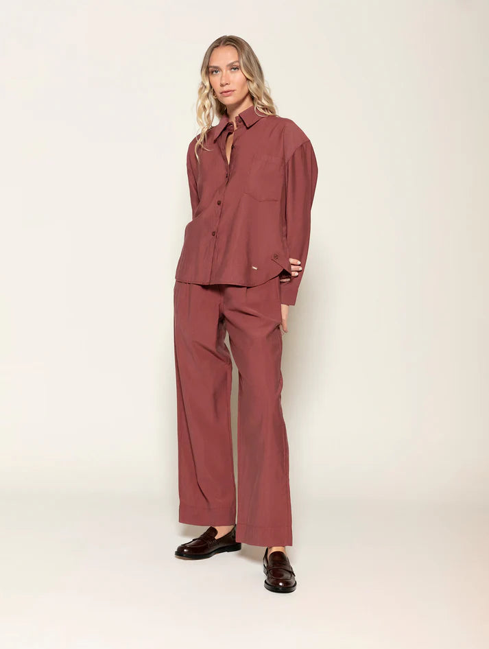 Camisa com detalhe em elástico e botão Biamar 12240