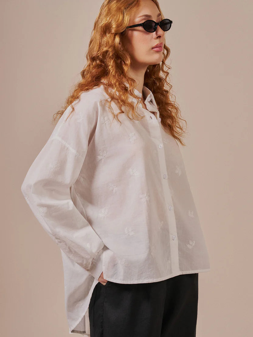 Camisa em tecido bordado Biamar 12295